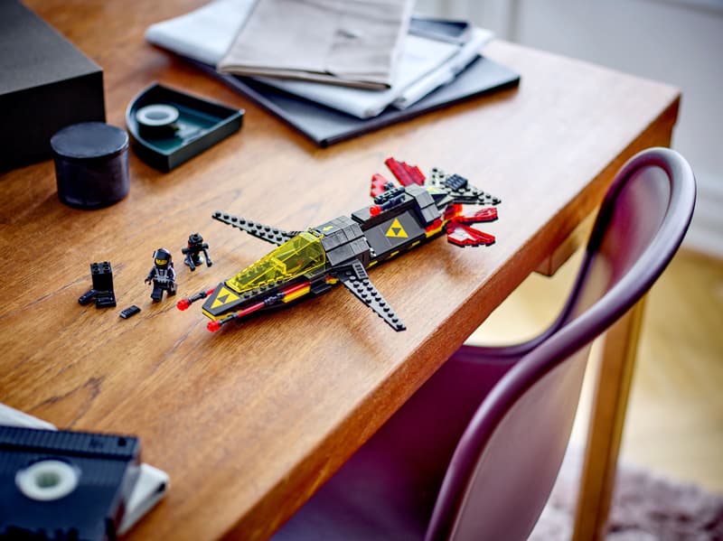 LEGO Blacktron Cruiser 40580